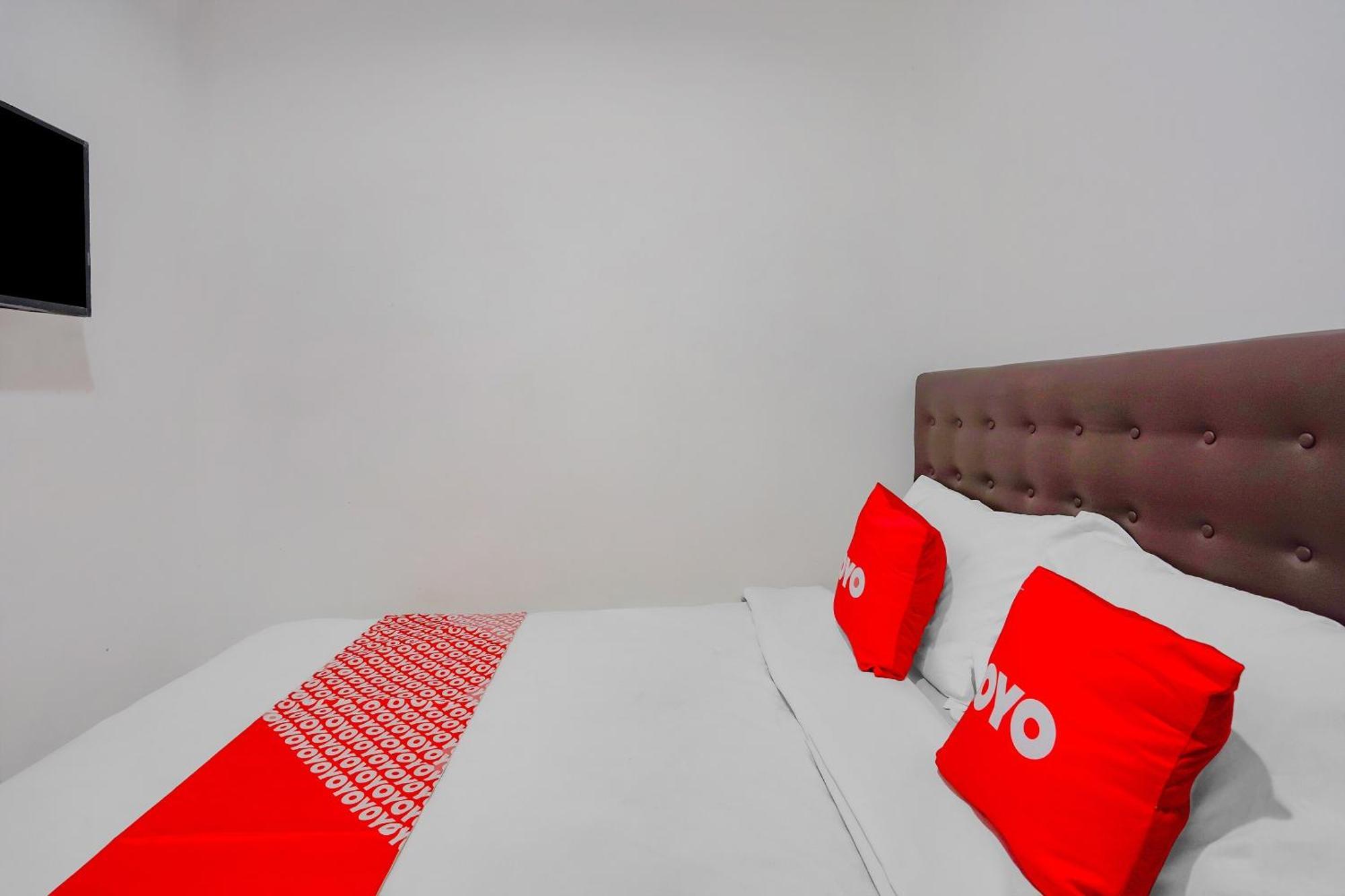 Spot On 90110 A1 Pakis Argosari Hotell Surabaya Exteriör bild