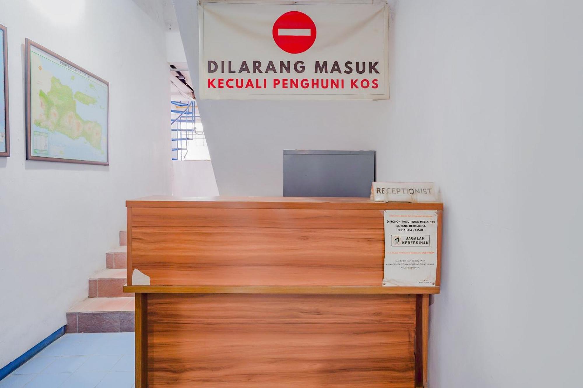 Spot On 90110 A1 Pakis Argosari Hotell Surabaya Exteriör bild